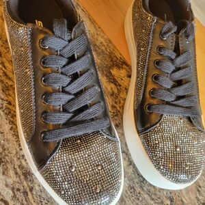 NWOT Soda Rhinestone Stylish Black and Silver Women's Sneakers Size 8.5